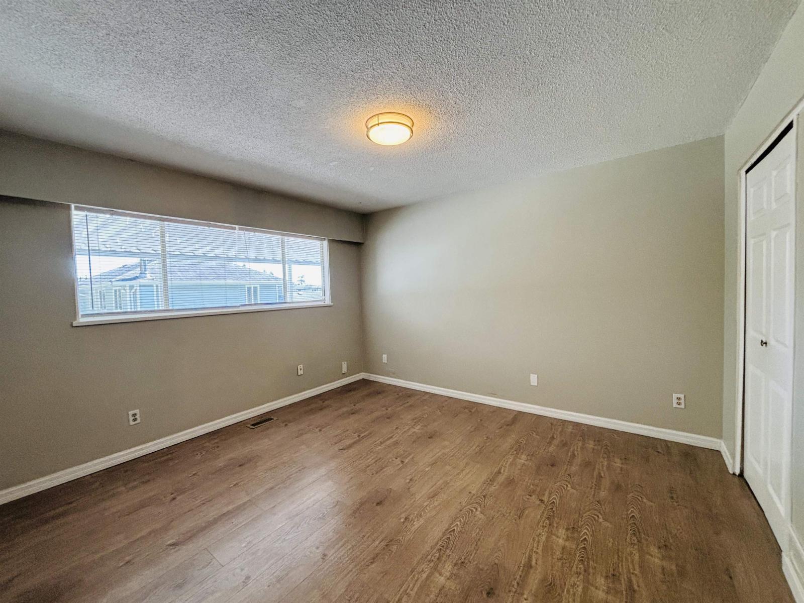 9716 156 Street, Surrey, British Columbia  V3R 0X9 - Photo 9 - R3088632