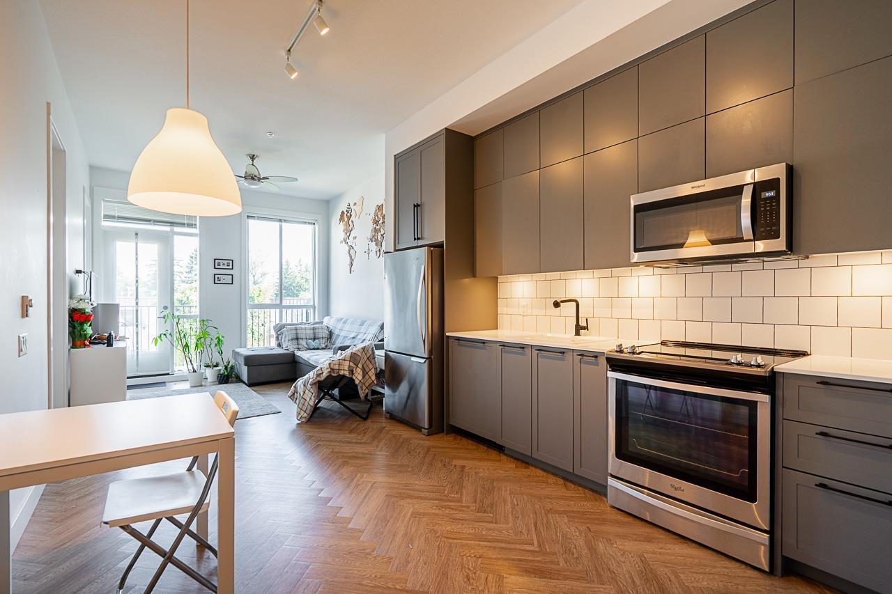 314 10168 149 Street, Surrey, British Columbia  V3R 0E9 - Photo 3 - R3088613