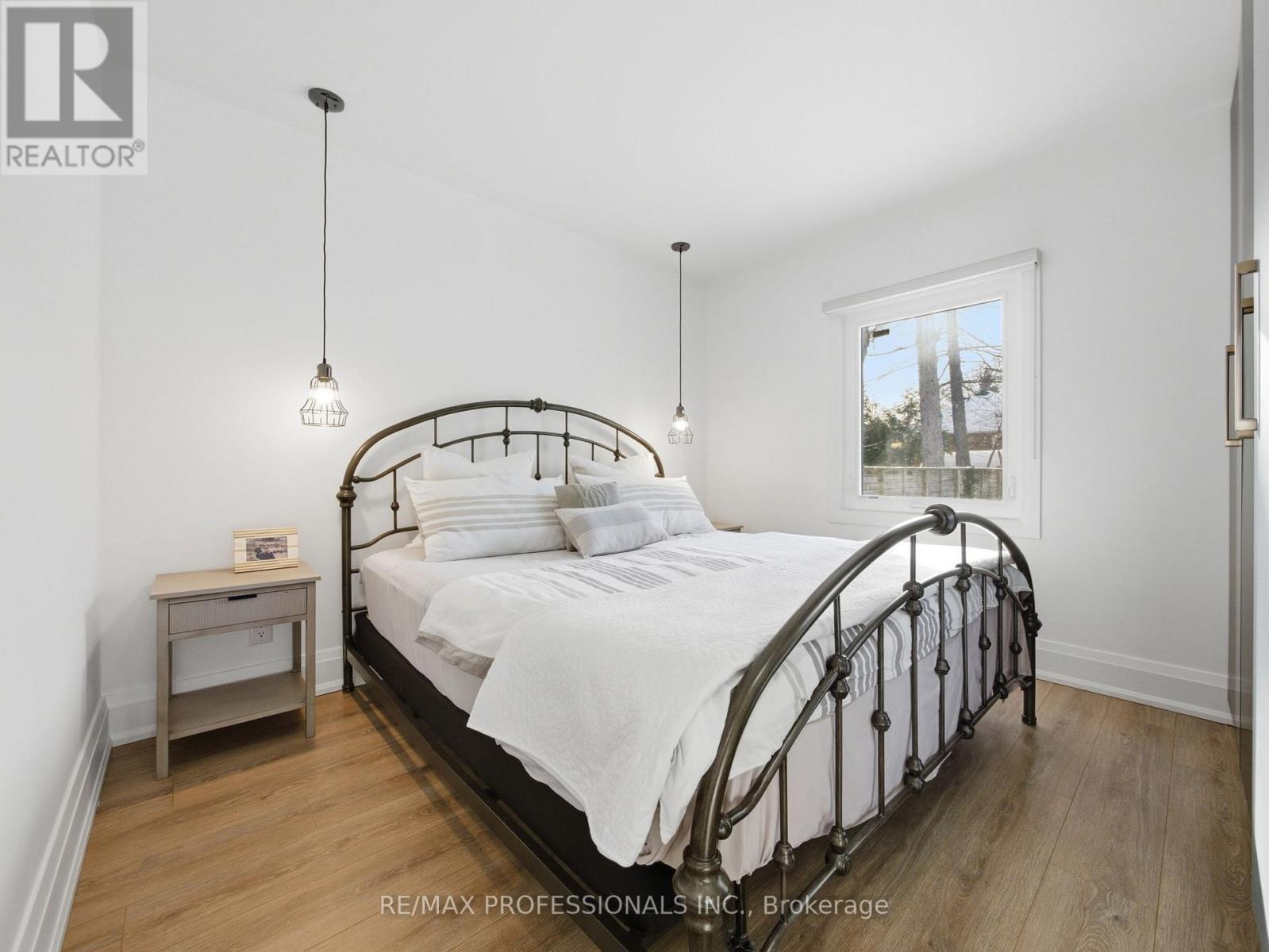 168 The Kingsway, Toronto, Ontario  M8X 2V6 - Photo 15 - W12776914