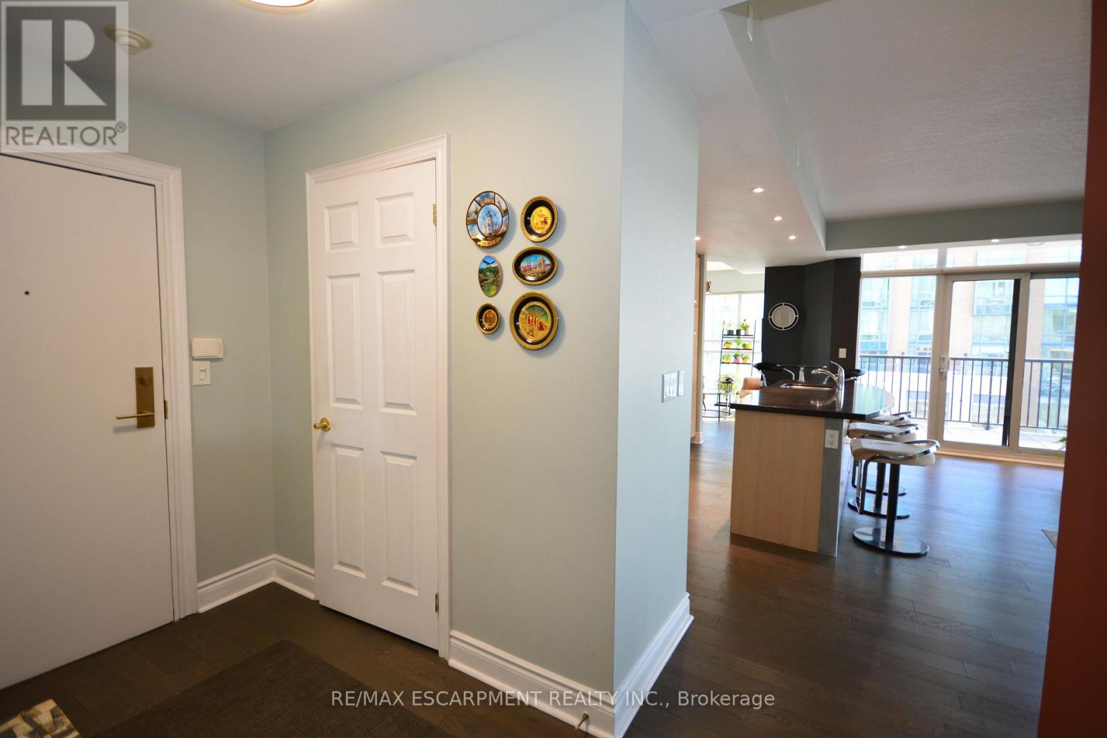 513 - 399 Elizabeth Street, Burlington, Ontario  L7R 0A4 - Photo 15 - W12776958