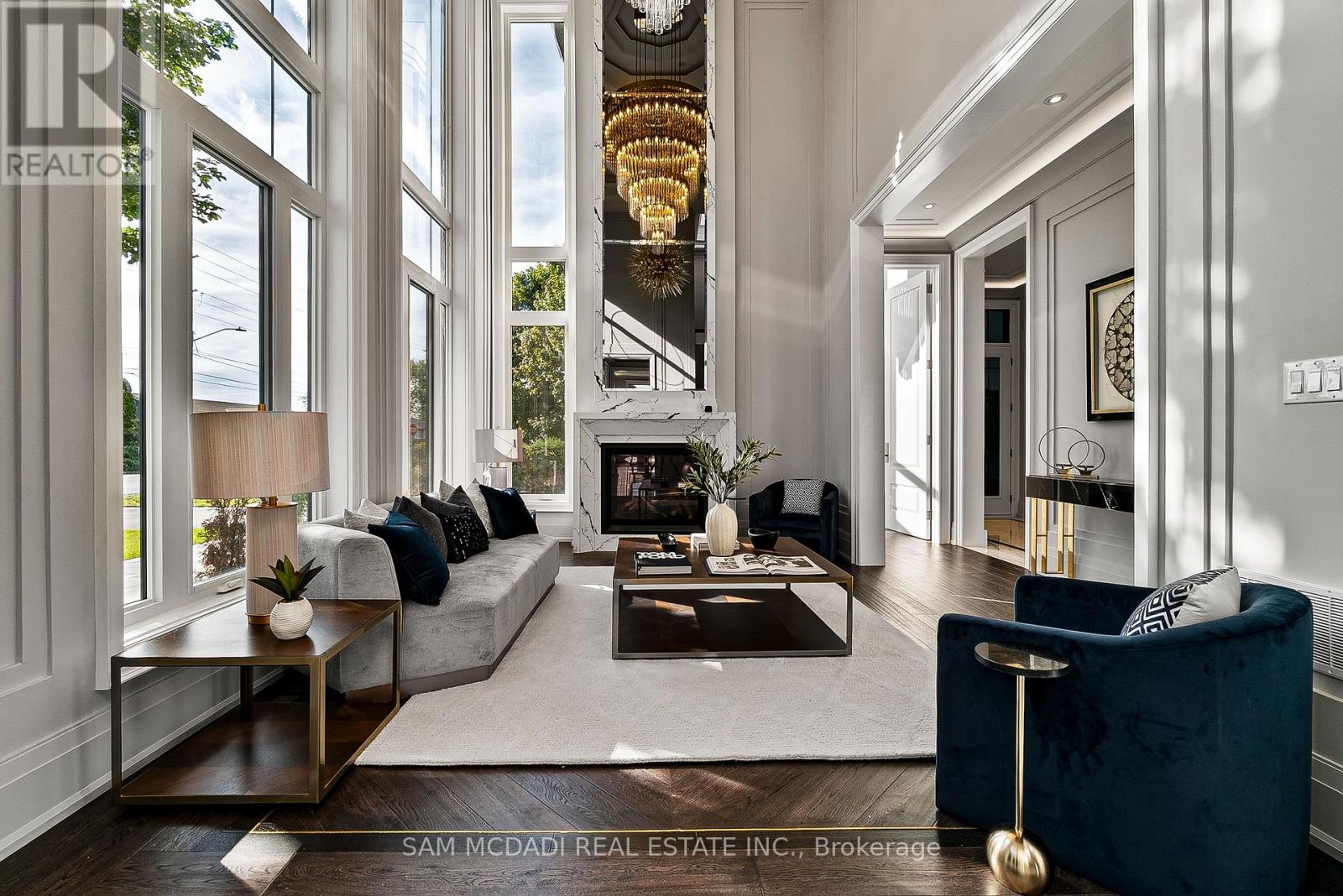 321 Morden Road, Oakville, Ontario  L6K 2S6 - Photo 4 - W12776960