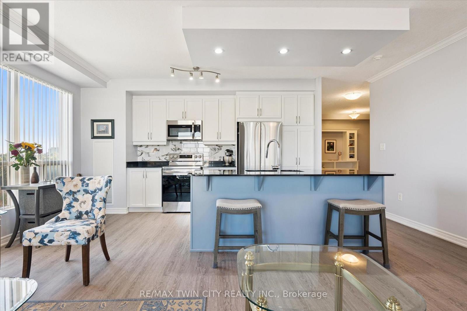 809 - 539 Belmont Avenue W, Kitchener, Ontario  N2M 0A2 - Photo 8 - X12776908