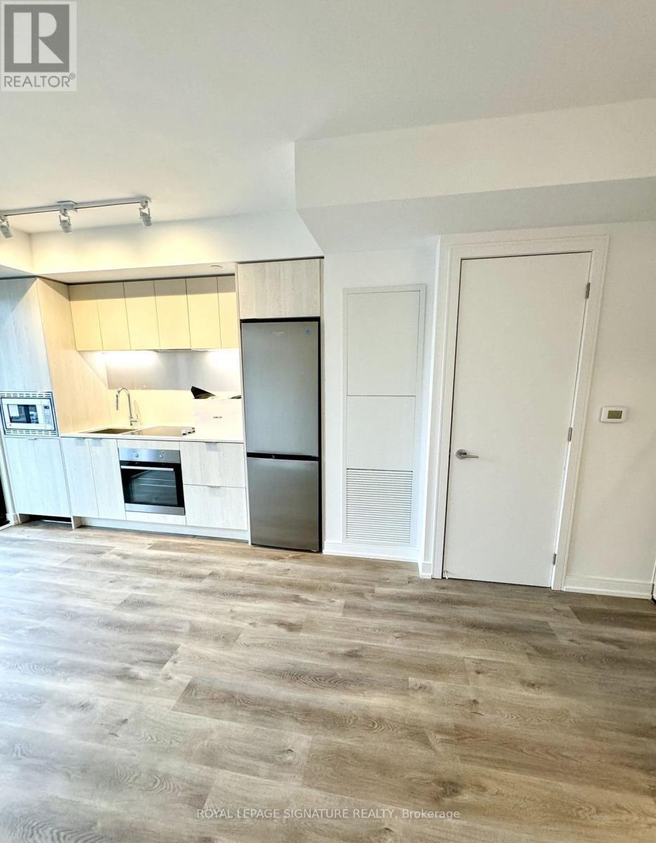 804 - 1 Jarvis Street, Hamilton, Ontario  L8R 3J2 - Photo 3 - X12776910