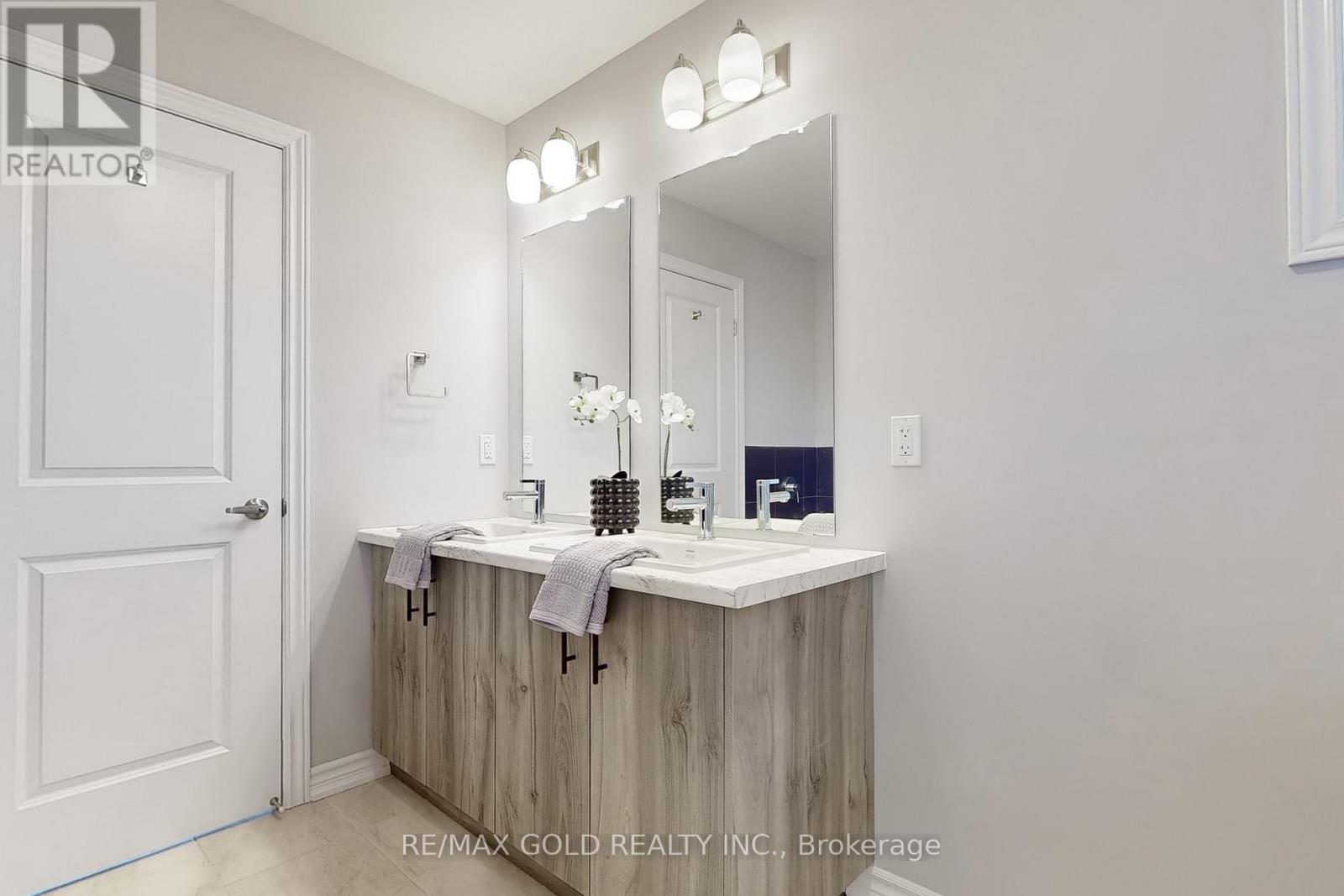 127 Laugher Avenue, Welland, Ontario  L3B 0N6 - Photo 36 - X12776916