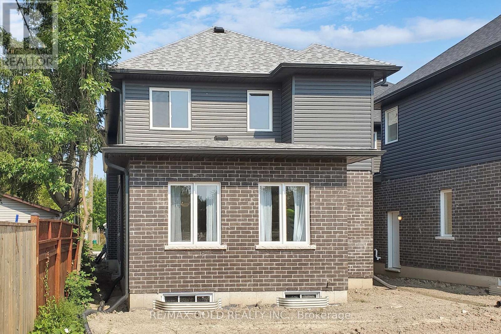 127 Laugher Avenue, Welland, Ontario  L3B 0N6 - Photo 49 - X12776916