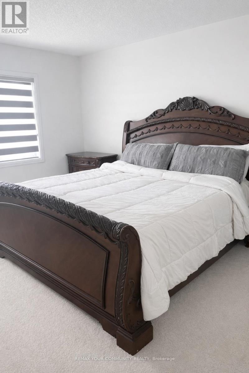 39 Niagara Drive, Thorold, Ontario  L2V 0B7 - Photo 5 - X12776944