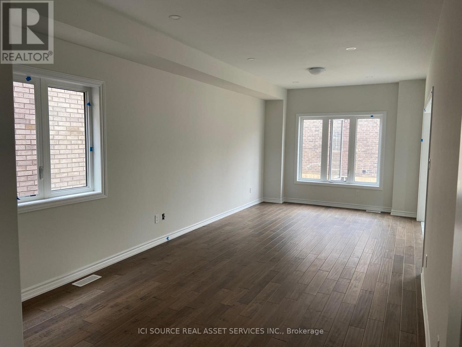 56 BRUTON STREET, Thorold, Ontario