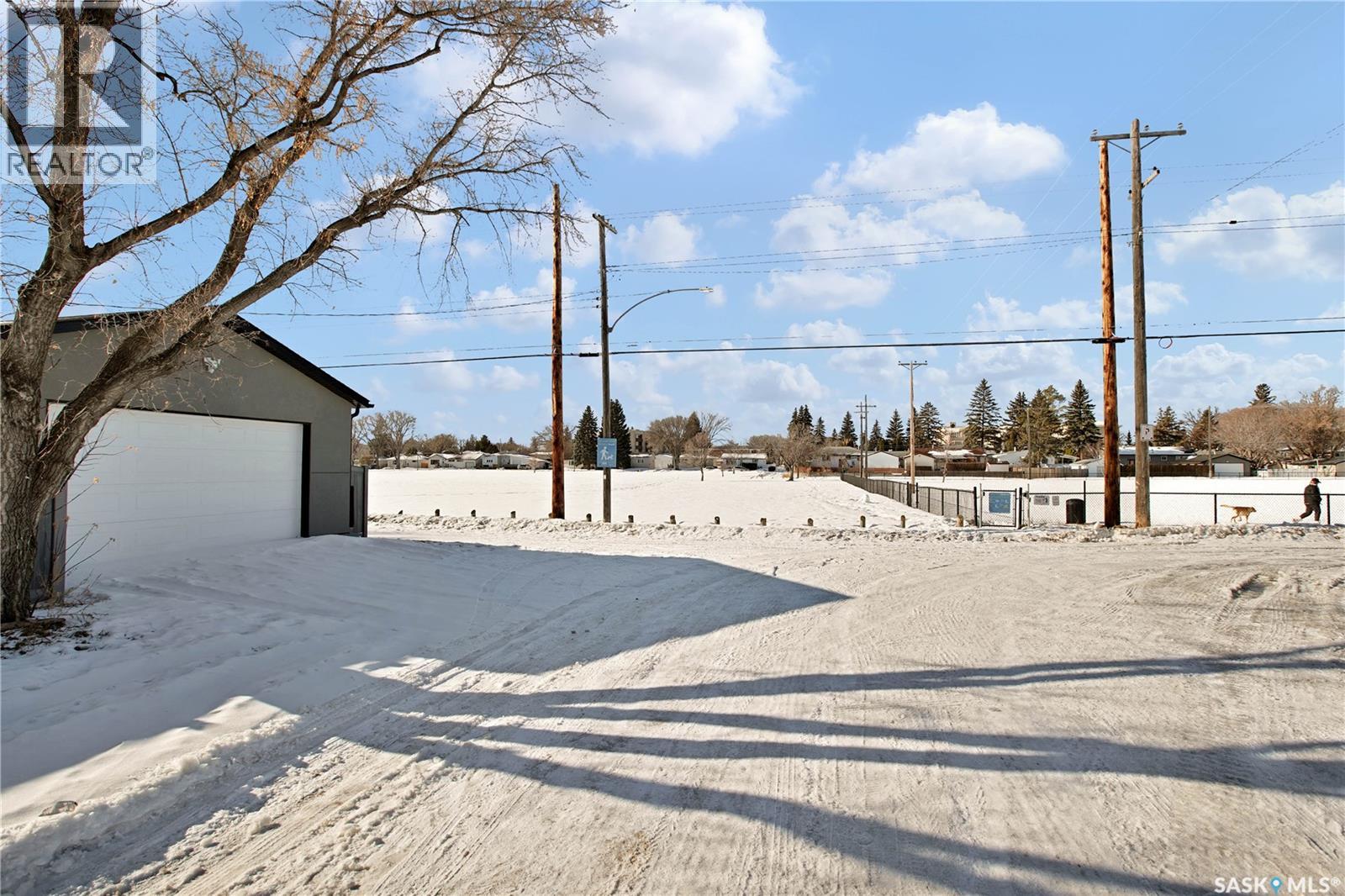 1041 L Avenue N, Saskatoon, Saskatchewan  S7L 2R7 - Photo 26 - SK028298