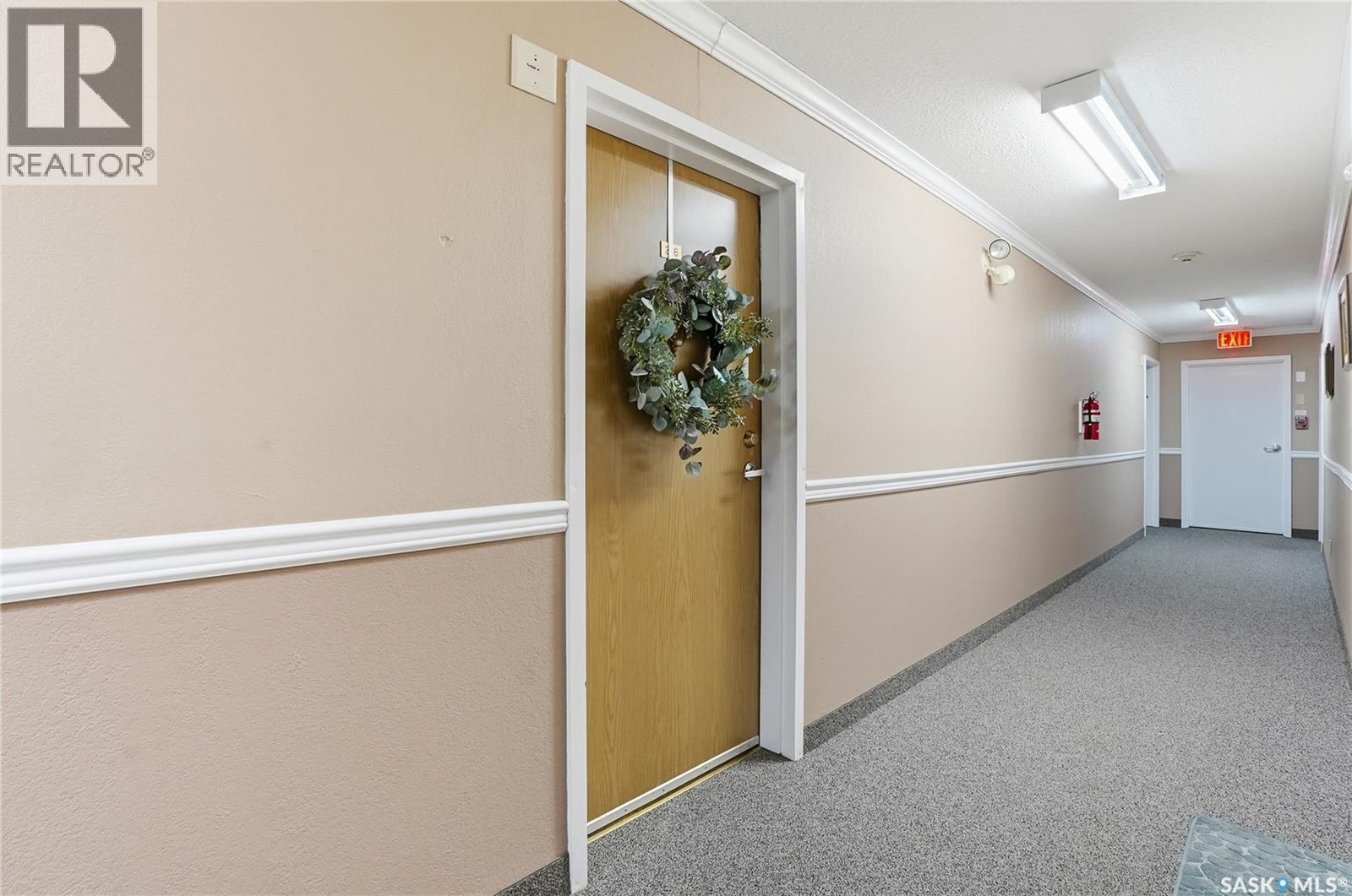 206 3130 Louise Street, Saskatoon, Saskatchewan  S7J 3L8 - Photo 2 - SK028293