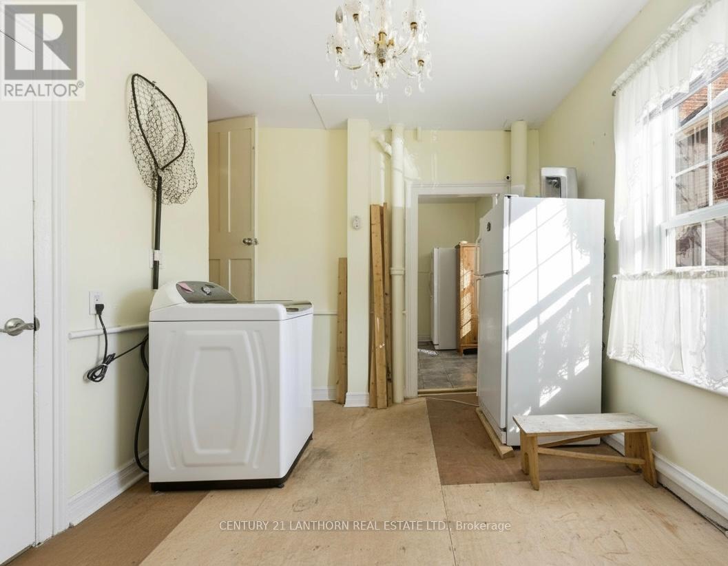 48 Queen Street, Quinte West, Ontario  K8V 4X6 - Photo 22 - X12776698