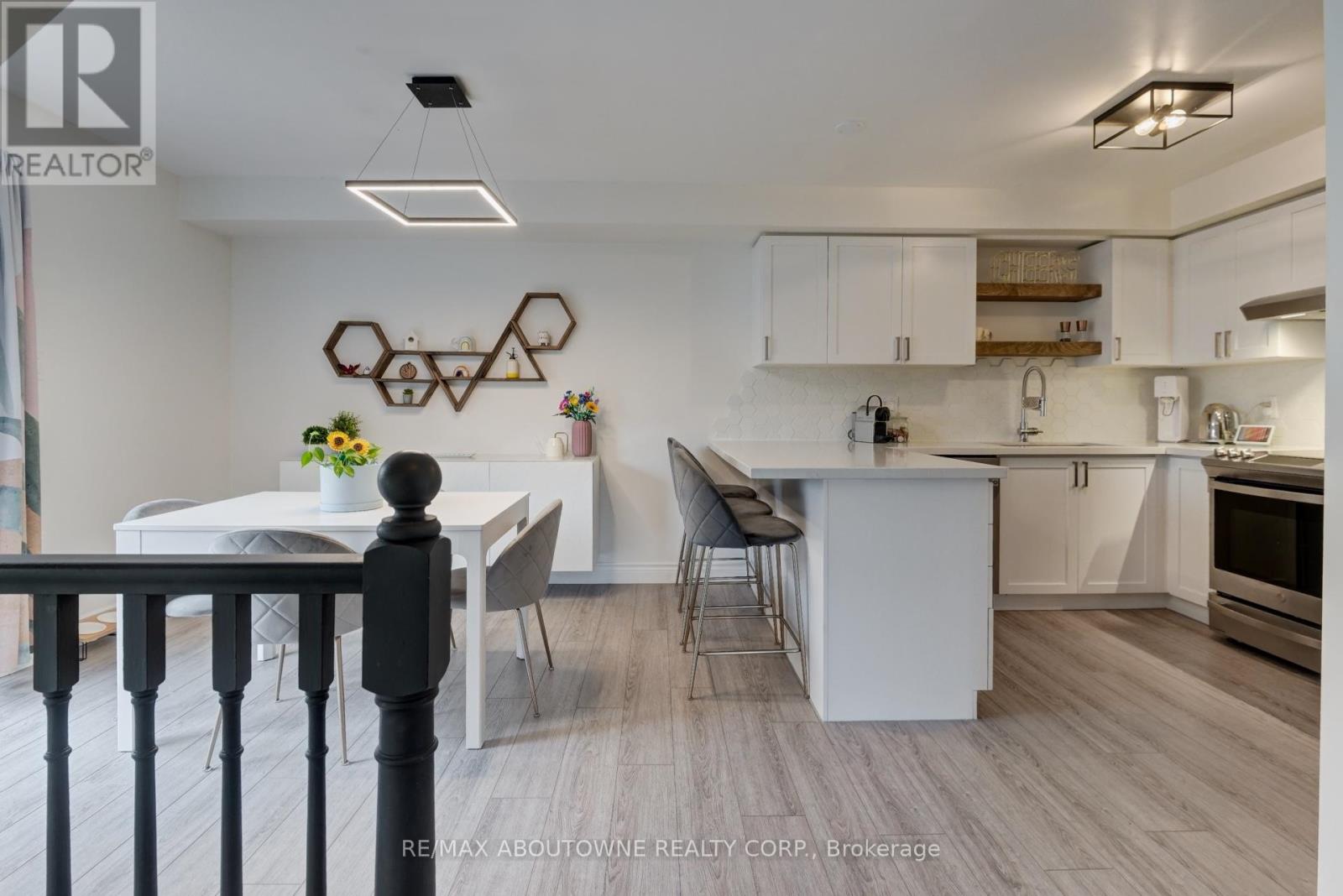 514 Jerseyville Road W, Hamilton, Ontario  L9G 3L5 - Photo 12 - X12698728