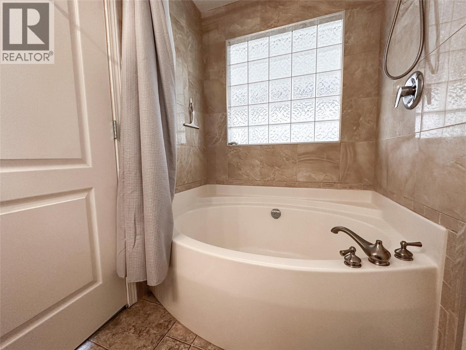 9410 115th Street Unit# 16, Osoyoos, British Columbia  V0H 1V5 - Photo 13 - 10375342