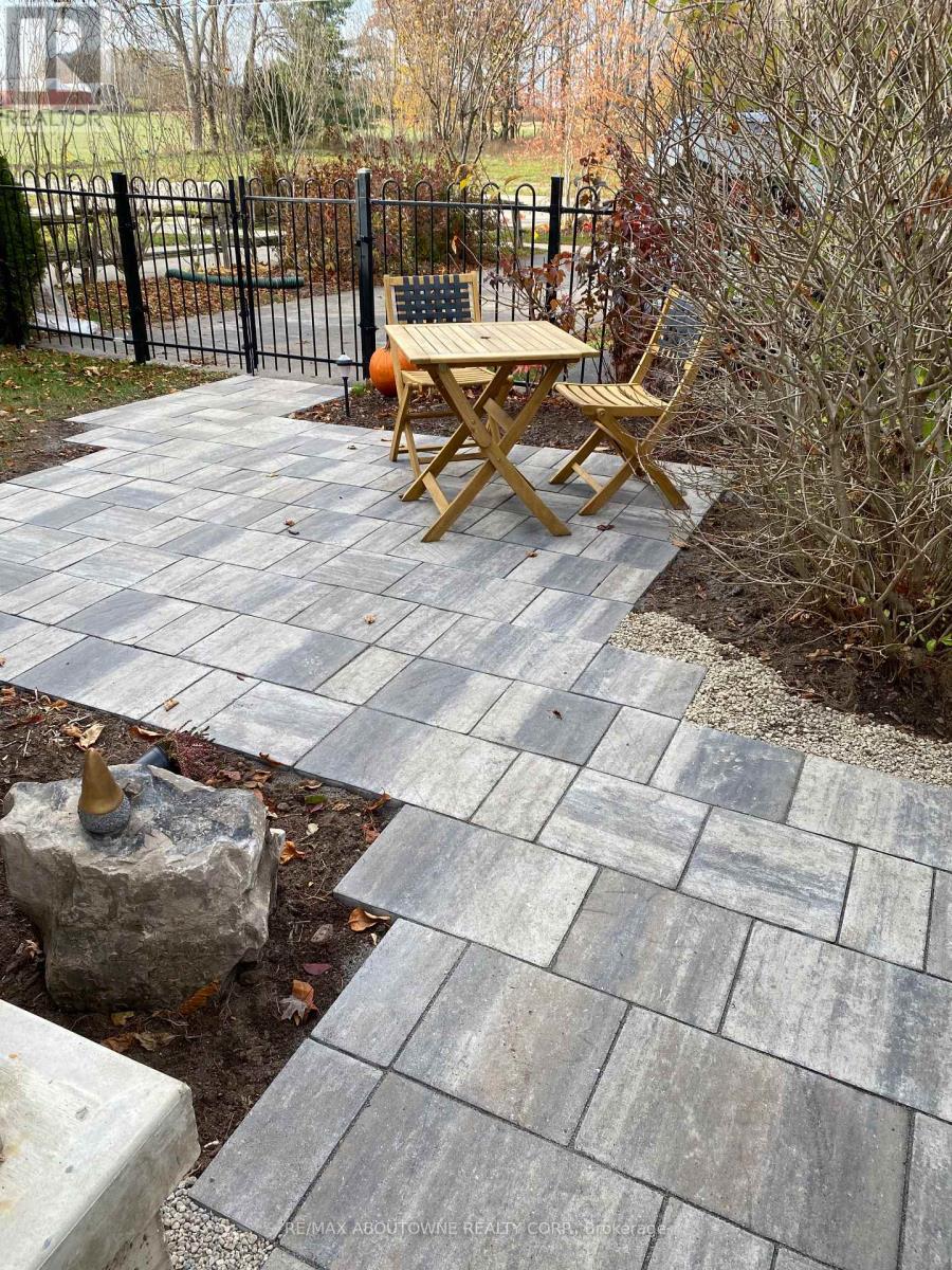 514 Jerseyville Road W, Hamilton, Ontario  L9G 3L5 - Photo 40 - X12698728