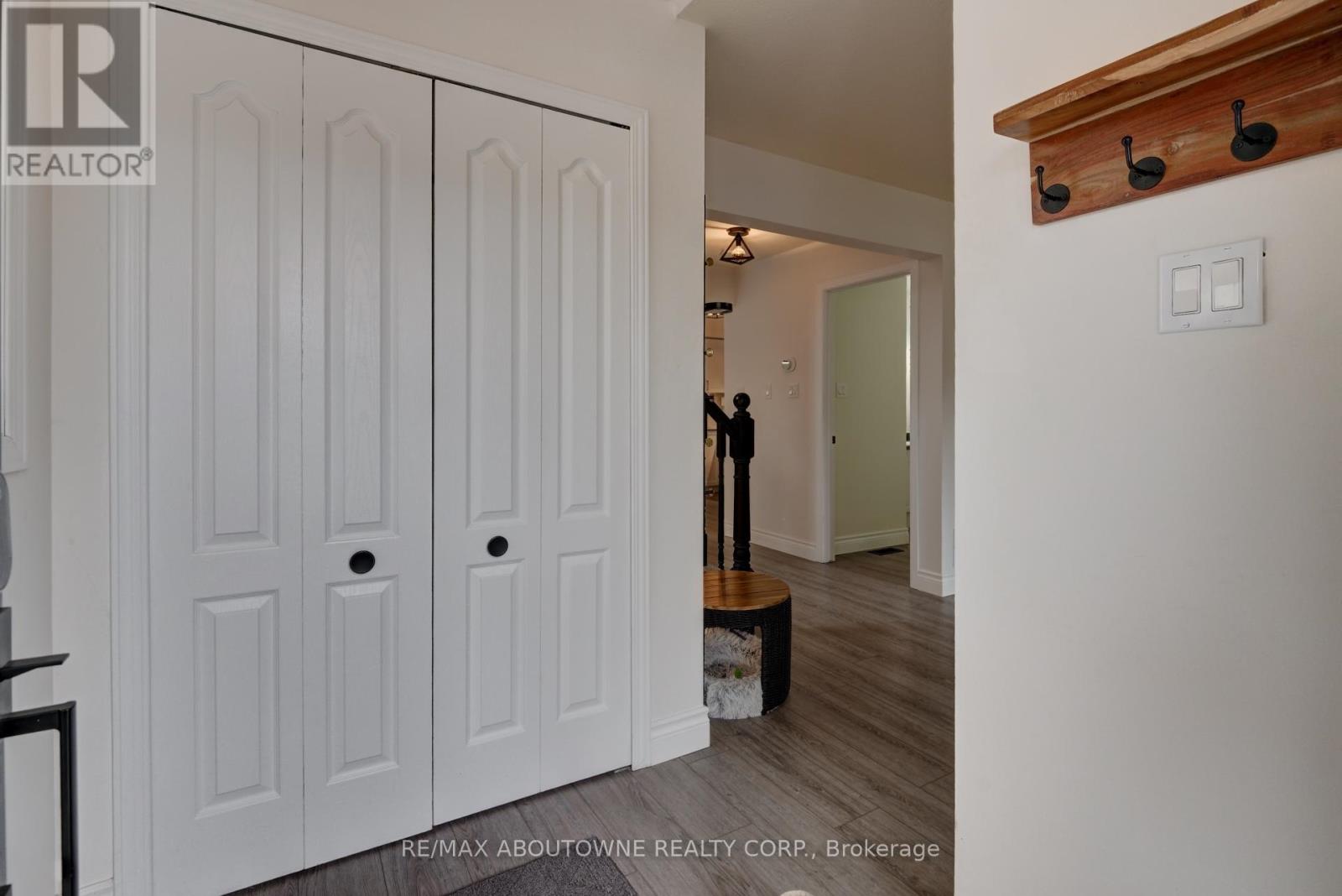 514 Jerseyville Road W, Hamilton, Ontario  L9G 3L5 - Photo 6 - X12698728