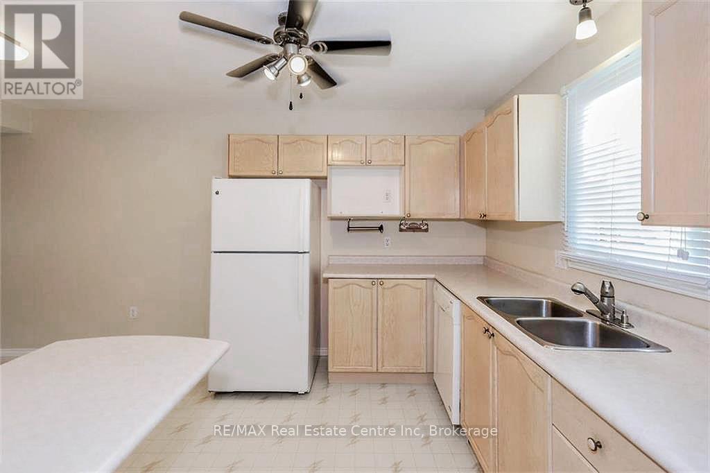 41 - 151 Martinet Avenue, London East, Ontario N5V 4T4 - Photo 7 - X12777142