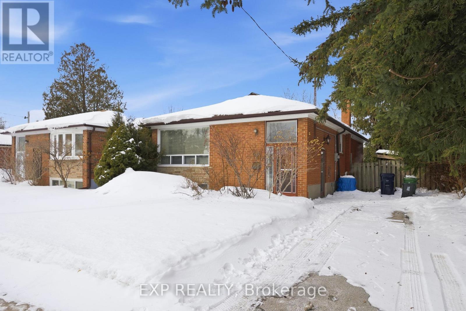 40 Medina Crescent, Toronto (Bendale), Ontario  M1K 4B7 - Photo 3 - E12777136