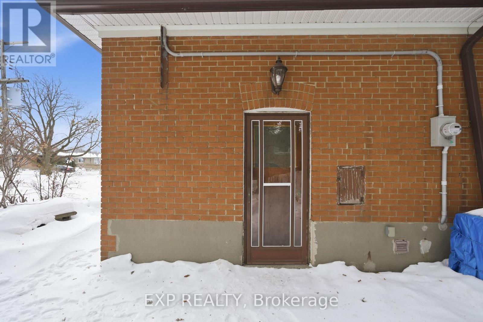 40 Medina Crescent, Toronto (Bendale), Ontario  M1K 4B7 - Photo 4 - E12777136