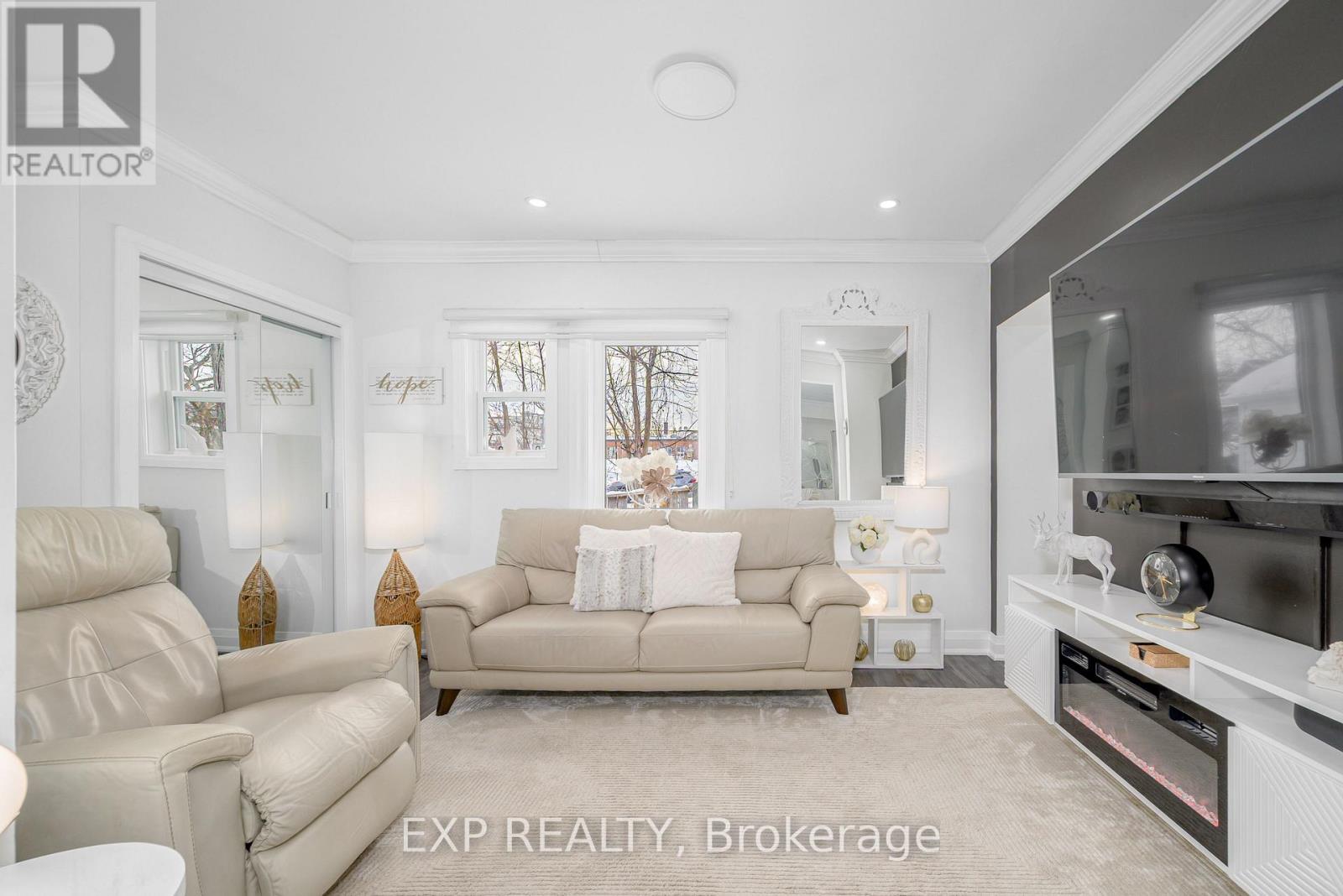 11 Albert Street, Kawartha Lakes, Ontario  K9V 4J3 - Photo 28 - X12777044