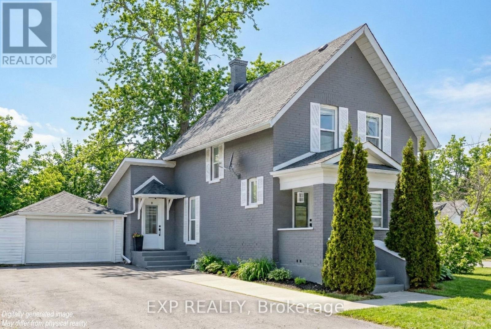 11 Albert Street, Kawartha Lakes, Ontario  K9V 4J3 - Photo 3 - X12777044