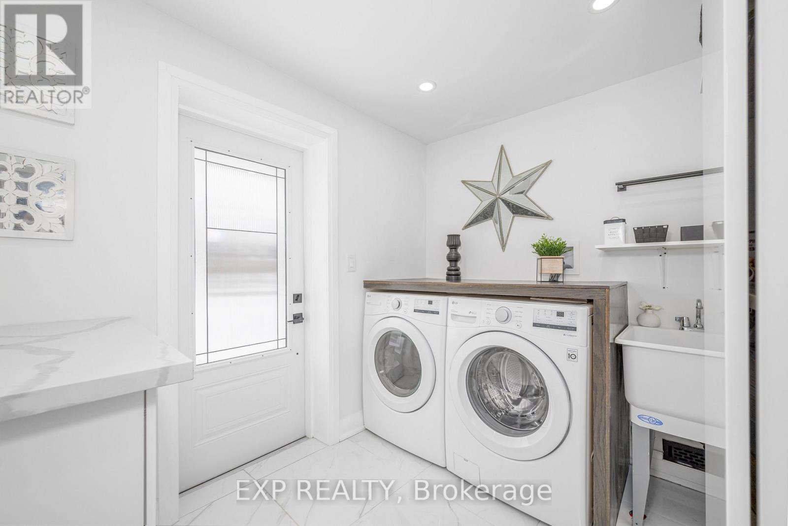 11 Albert Street, Kawartha Lakes, Ontario  K9V 4J3 - Photo 34 - X12777044