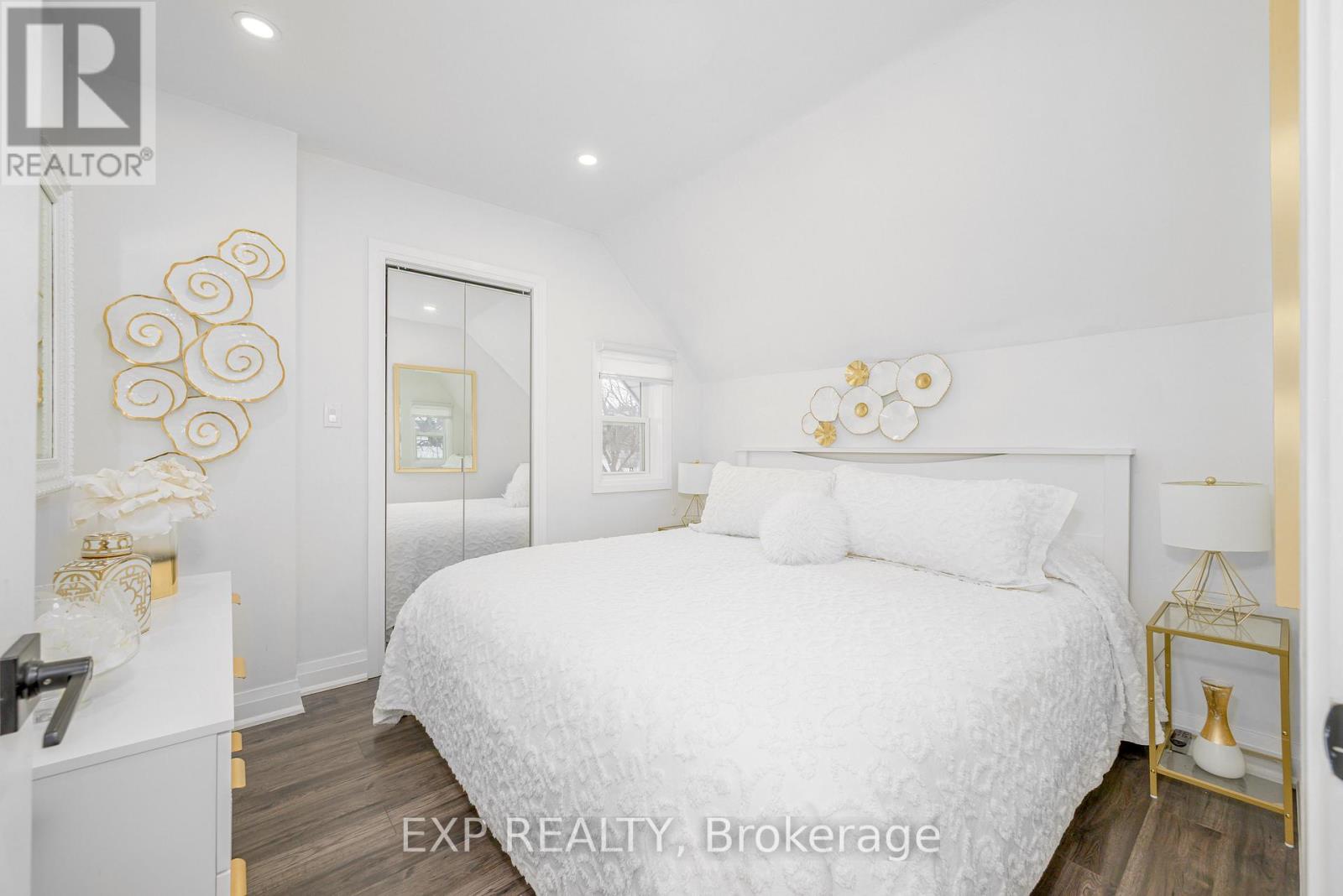 11 Albert Street, Kawartha Lakes, Ontario  K9V 4J3 - Photo 40 - X12777044