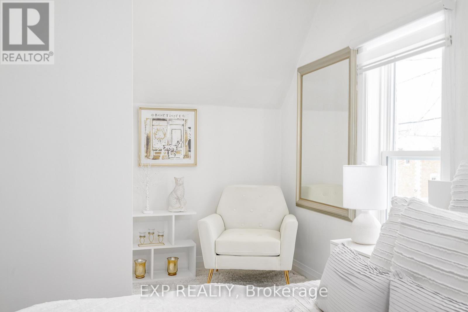 11 Albert Street, Kawartha Lakes, Ontario  K9V 4J3 - Photo 48 - X12777044