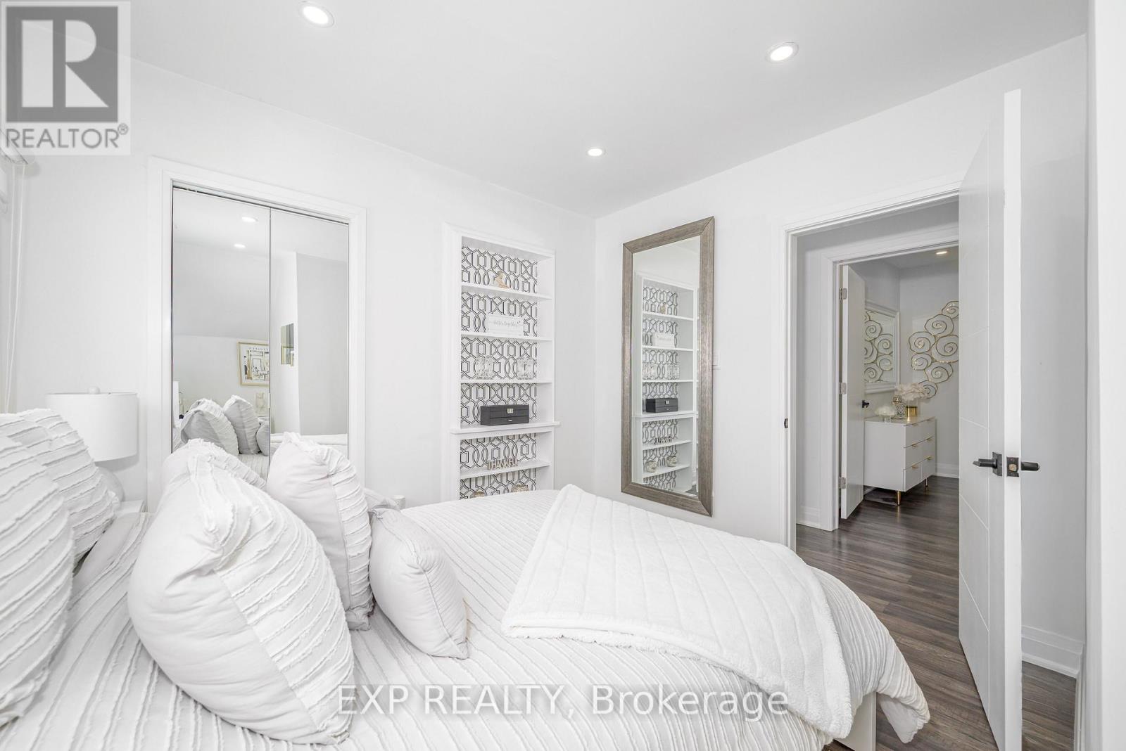 11 Albert Street, Kawartha Lakes, Ontario  K9V 4J3 - Photo 50 - X12777044