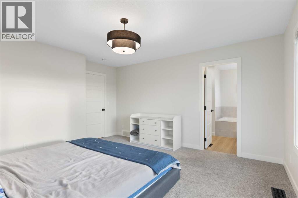 78 Silverton Glen Crescent Sw, Calgary, Alberta  T2X 5C2 - Photo 23 - A2278036