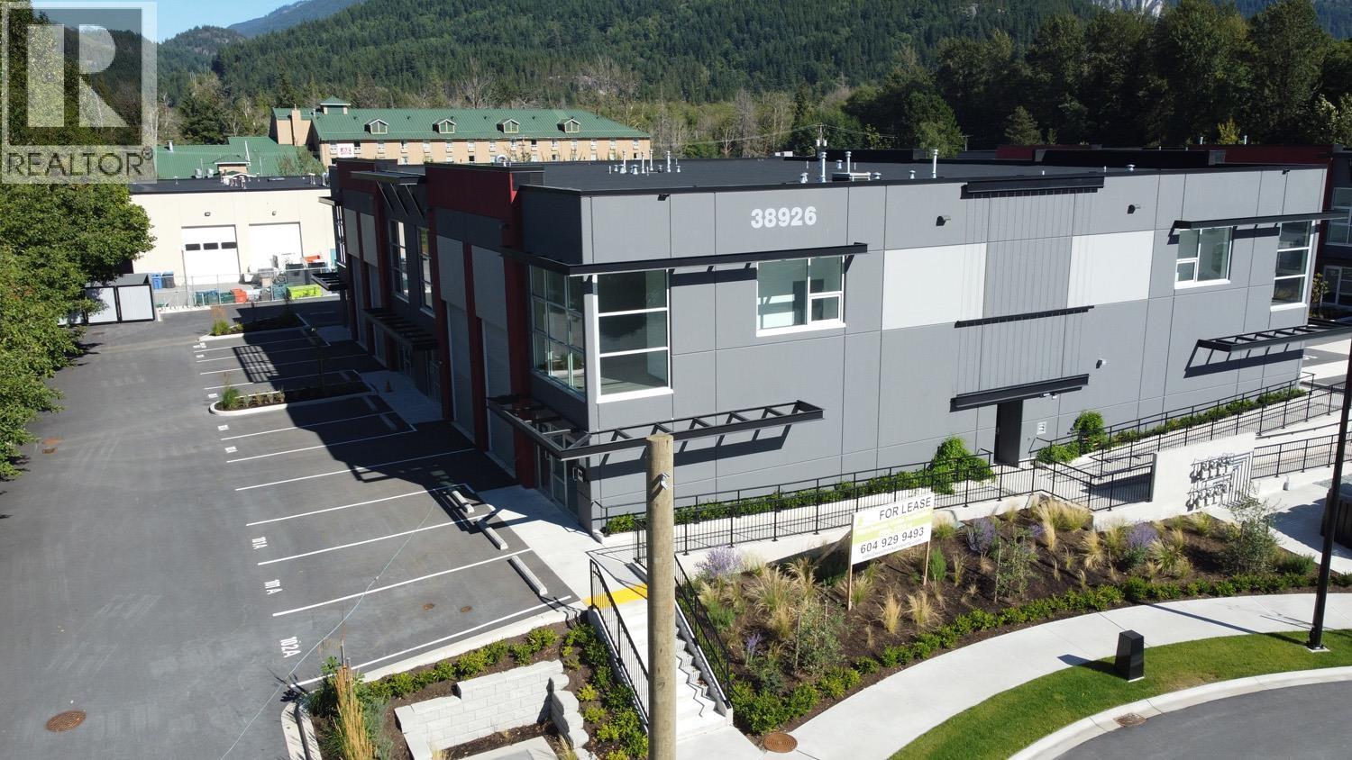 103a 38926 Mid Way, Squamish, British Columbia  V0V 0V0 - Photo 1 - C8076061