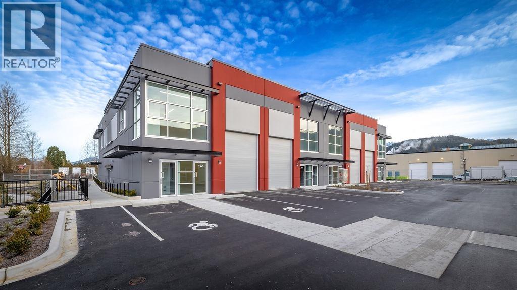 103a 38926 Mid Way, Squamish, British Columbia  V0V 0V0 - Photo 3 - C8076061