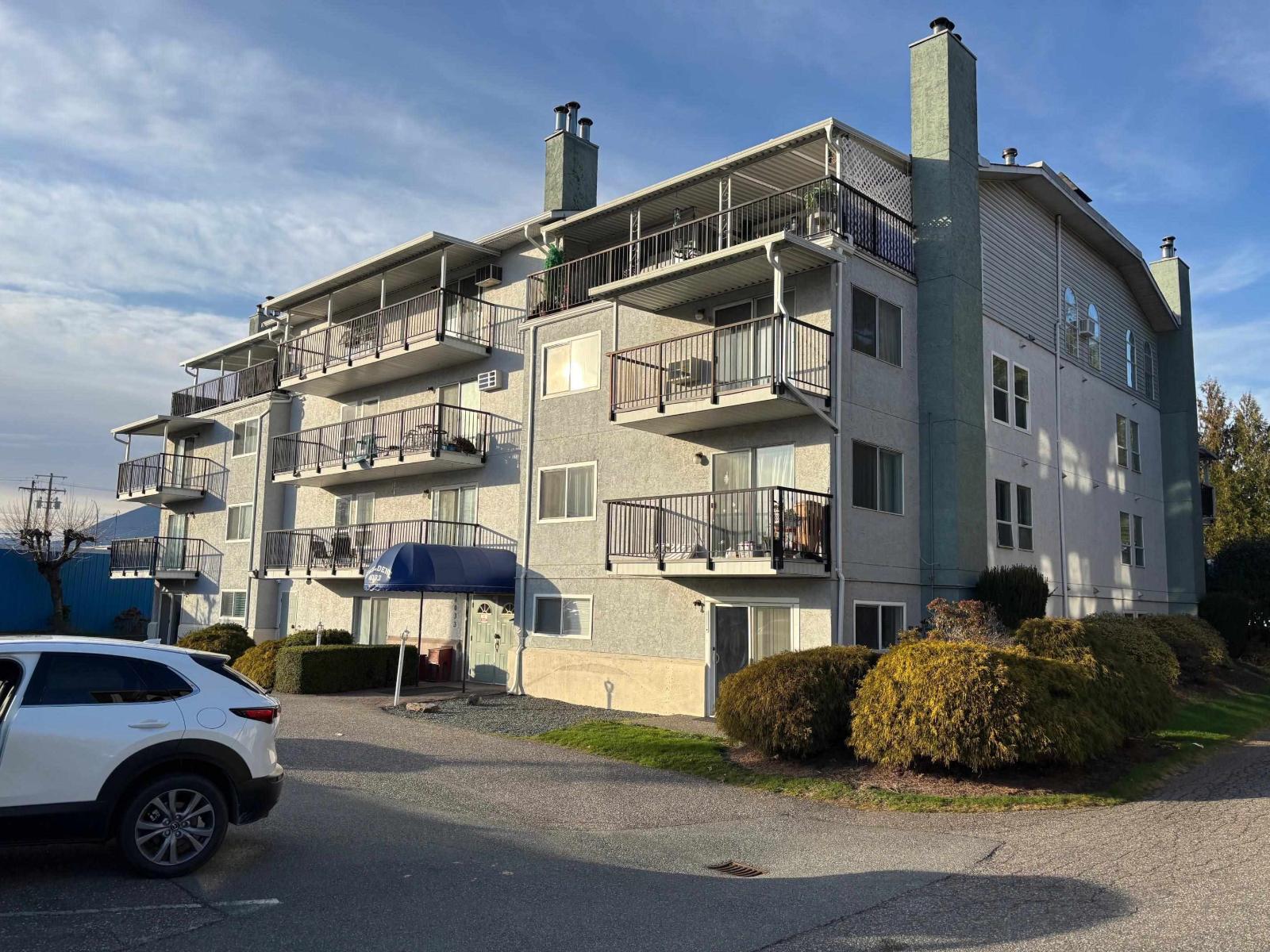 403 46033 CHILLIWACK CENTRAL ROAD|Chilliwack Proper South, Chilliwack, British Columbia