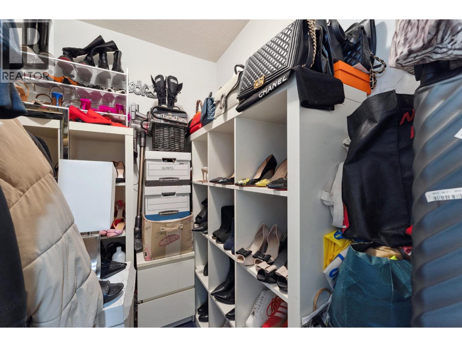 1701 918 Cooperage Way, Vancouver, British Columbia  V6B 0A7 - Photo 12 - R3088434