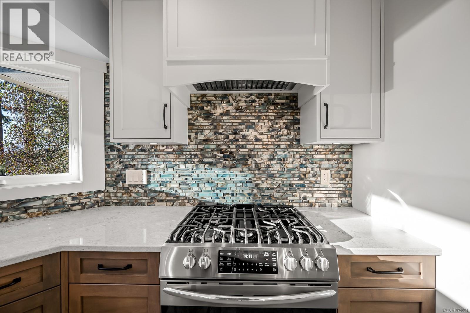 1179 Moore Rd, Comox, British Columbia  V9M 3X1 - Photo 9 - 1025061