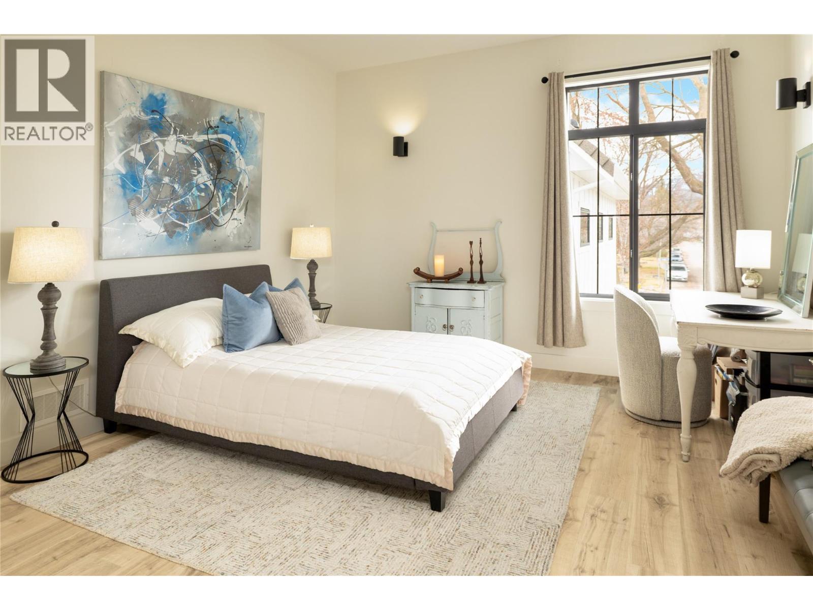 2053 Long Street, Kelowna, British Columbia  V1Y 1L3 - Photo 32 - 10373676