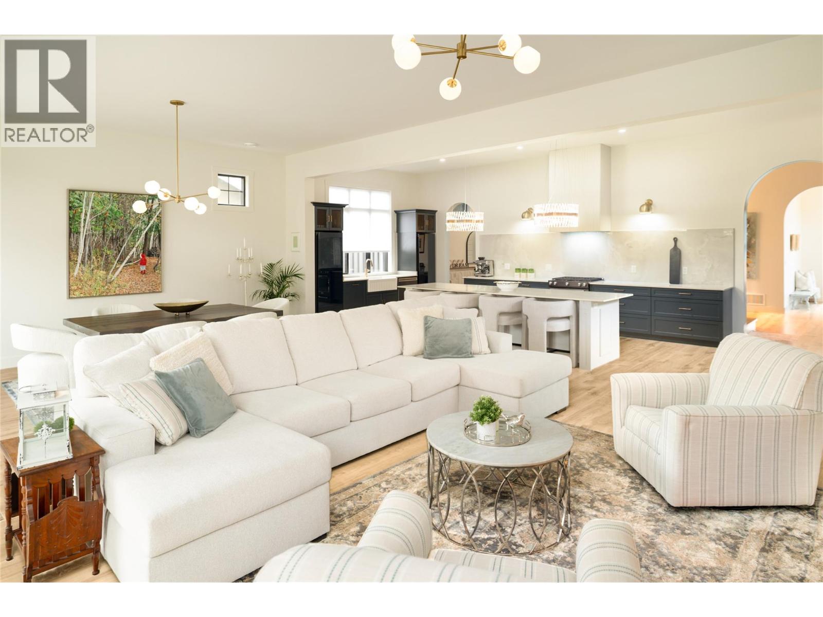 2053 Long Street, Kelowna, British Columbia  V1Y 1L3 - Photo 8 - 10373676