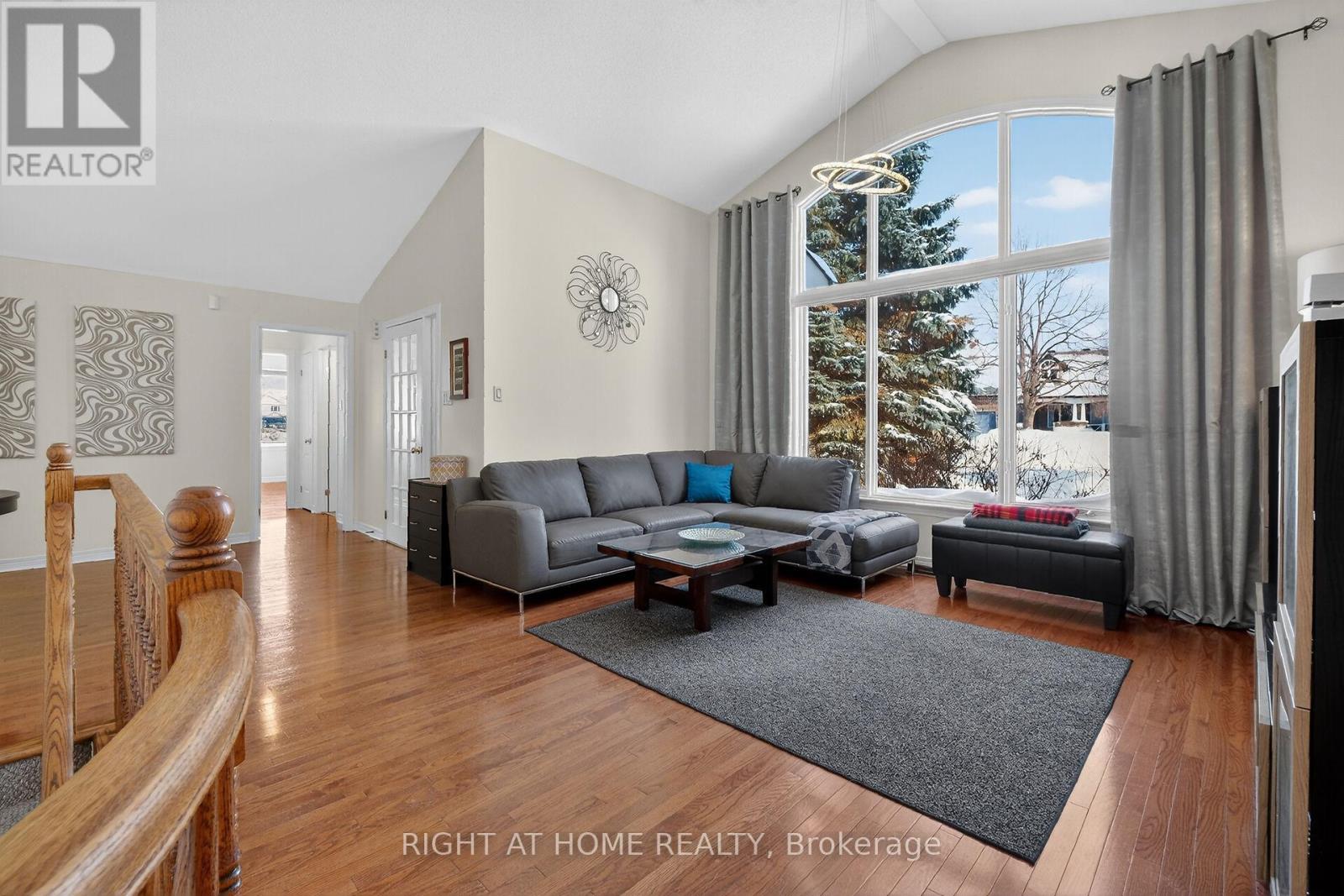 98 Waterthrush Crescent, Ottawa, Ontario  K2M 2V1 - Photo 12 - X12777034