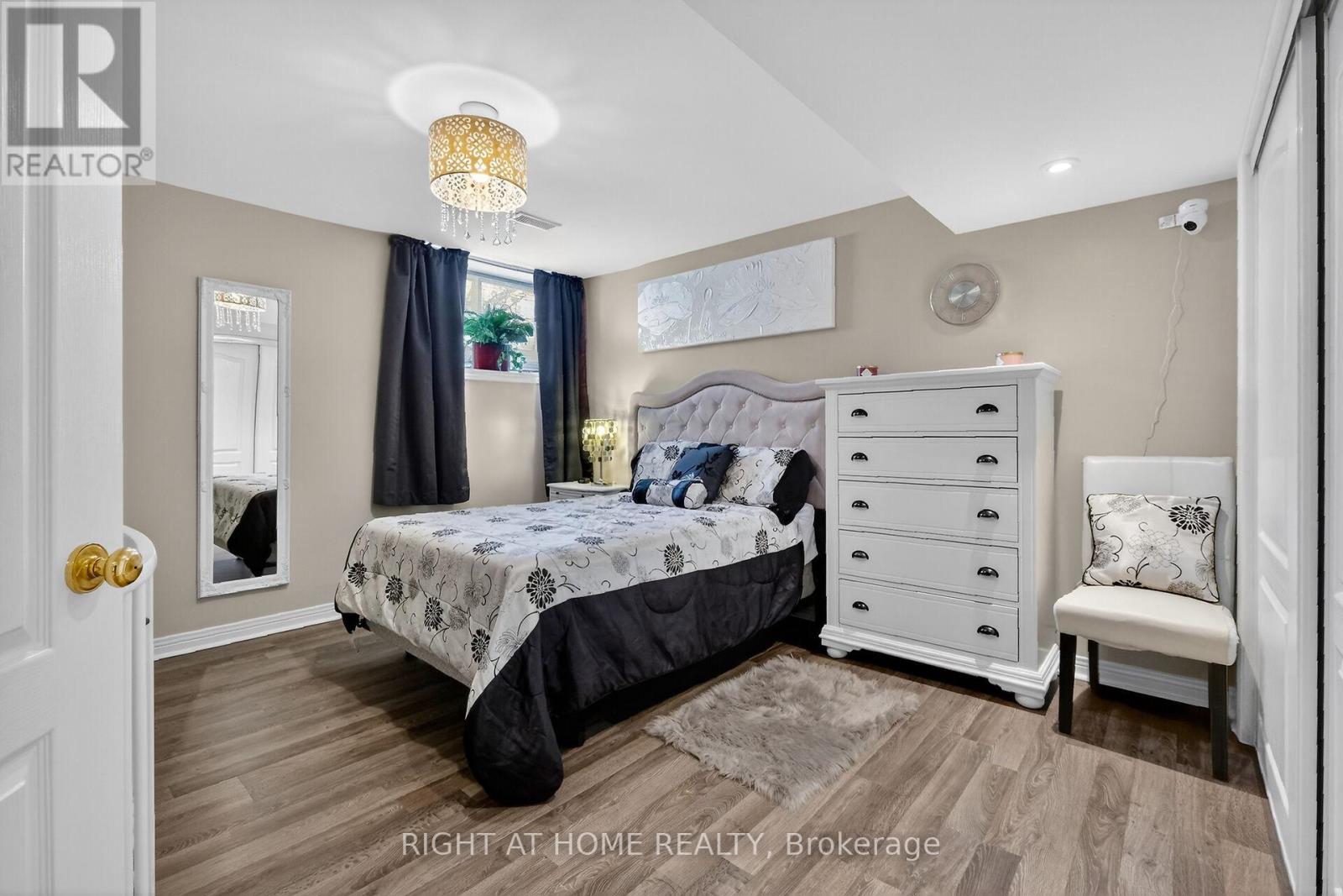 98 Waterthrush Crescent, Ottawa, Ontario  K2M 2V1 - Photo 36 - X12777034