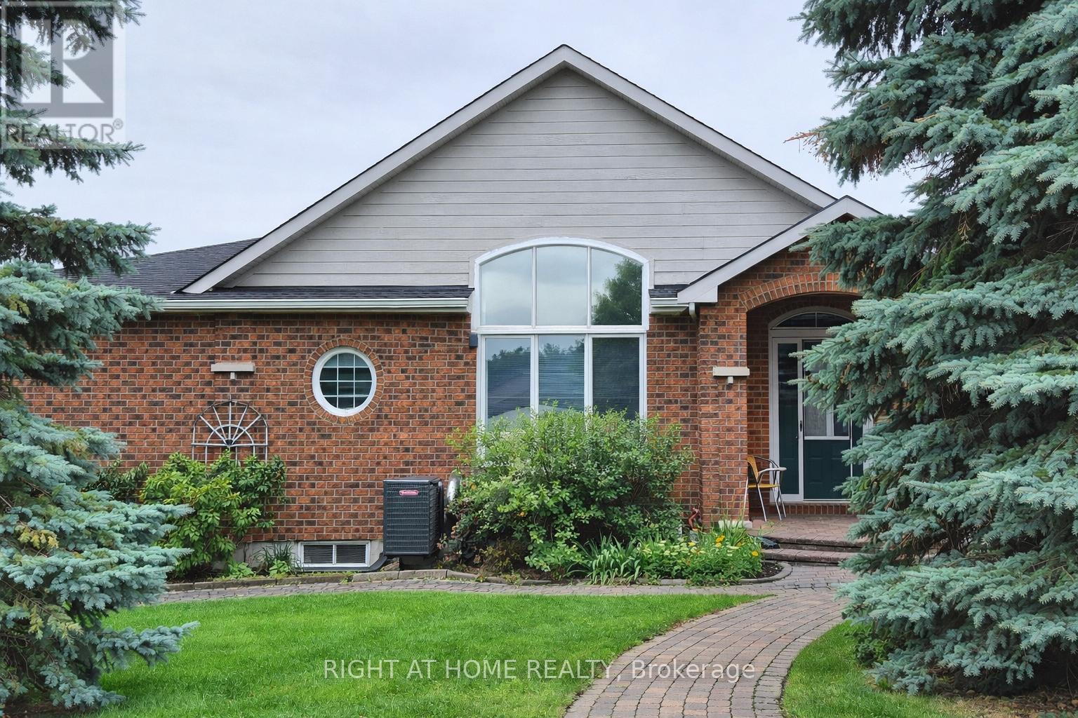 98 Waterthrush Crescent, Ottawa, Ontario  K2M 2V1 - Photo 39 - X12777034