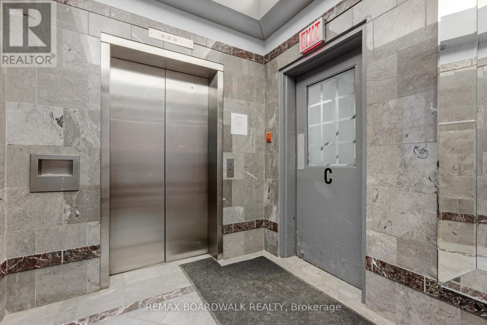 3 - 102 Bank Street, Ottawa, Ontario  K1P 5N4 - Photo 13 - X12777164