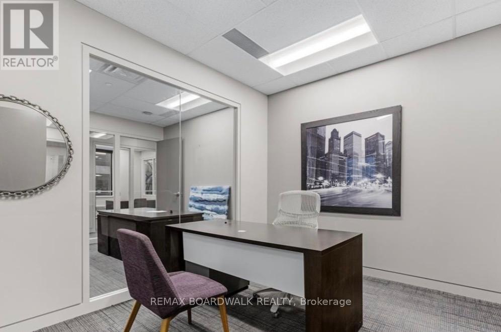 3 - 102 Bank Street, Ottawa, Ontario  K1P 5N4 - Photo 3 - X12777164