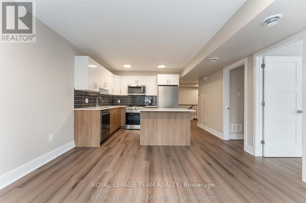 5 - 342 Fifth Avenue, Ottawa, Ontario  K1S 2N7 - Photo 7 - X12777182