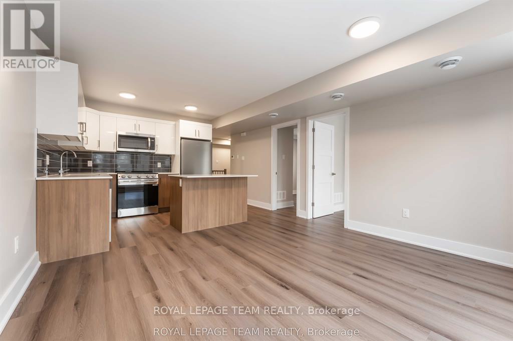 5 - 342 Fifth Avenue, Ottawa, Ontario  K1S 2N7 - Photo 8 - X12777182