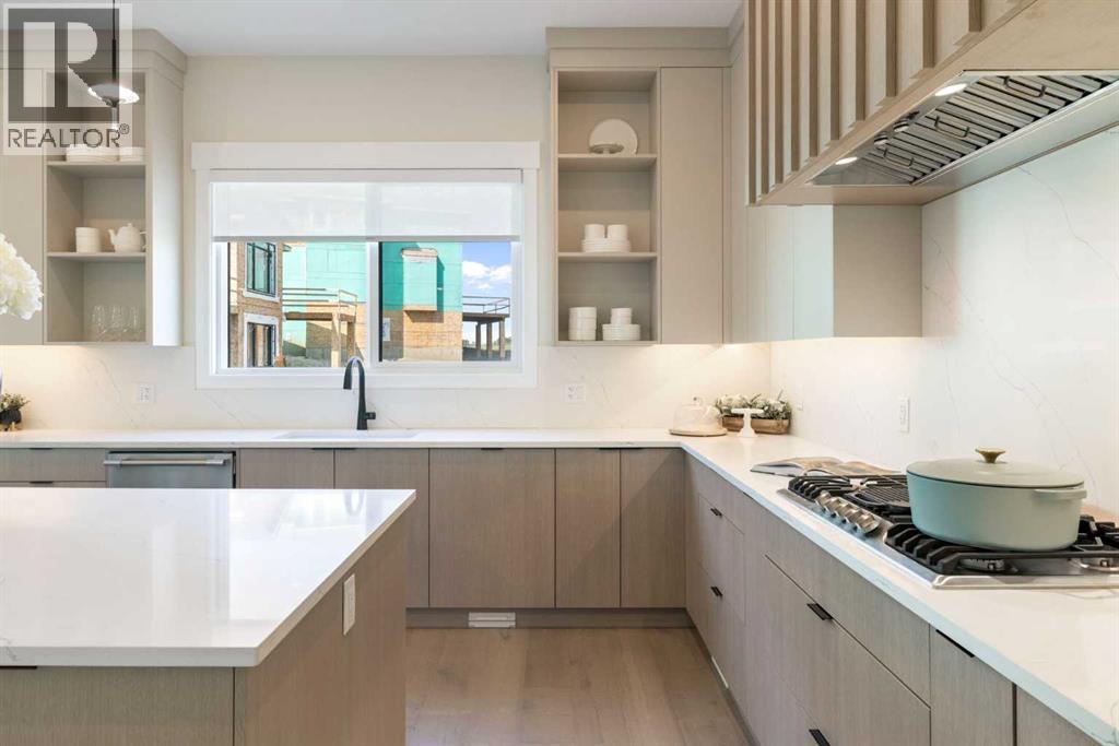 232 West Chestermere Drive, Chestermere, Alberta  T1X 1B2 - Photo 19 - A2285107