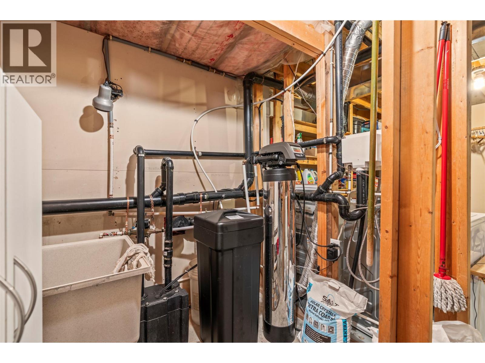 2675 Pine Avenue Unit# 55, Lumby, British Columbia  V0E 2G5 - Photo 47 - 10375278