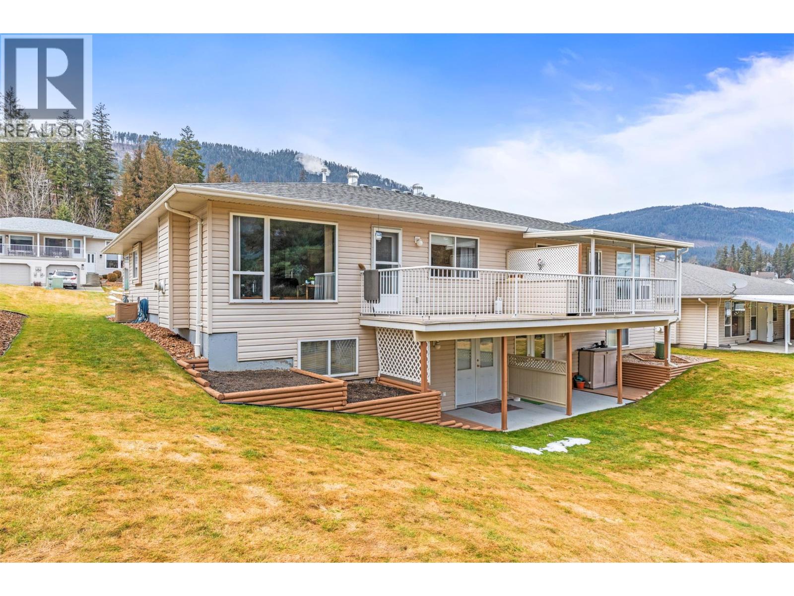 2675 Pine Avenue Unit# 55, Lumby, British Columbia  V0E 2G5 - Photo 68 - 10375278