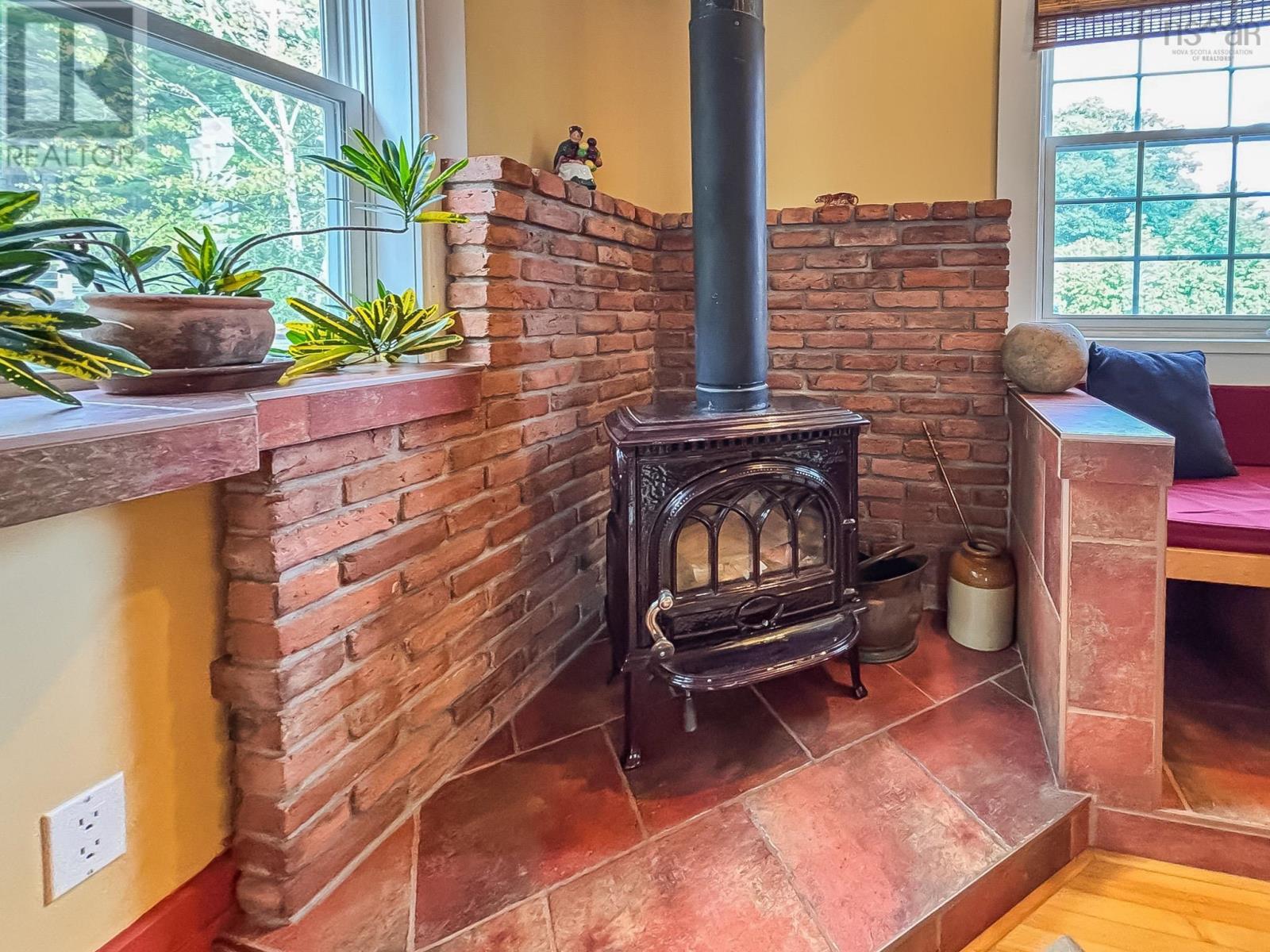 57 King Street, Bridgewater, Nova Scotia  B4V 1A1 - Photo 14 - 202522858