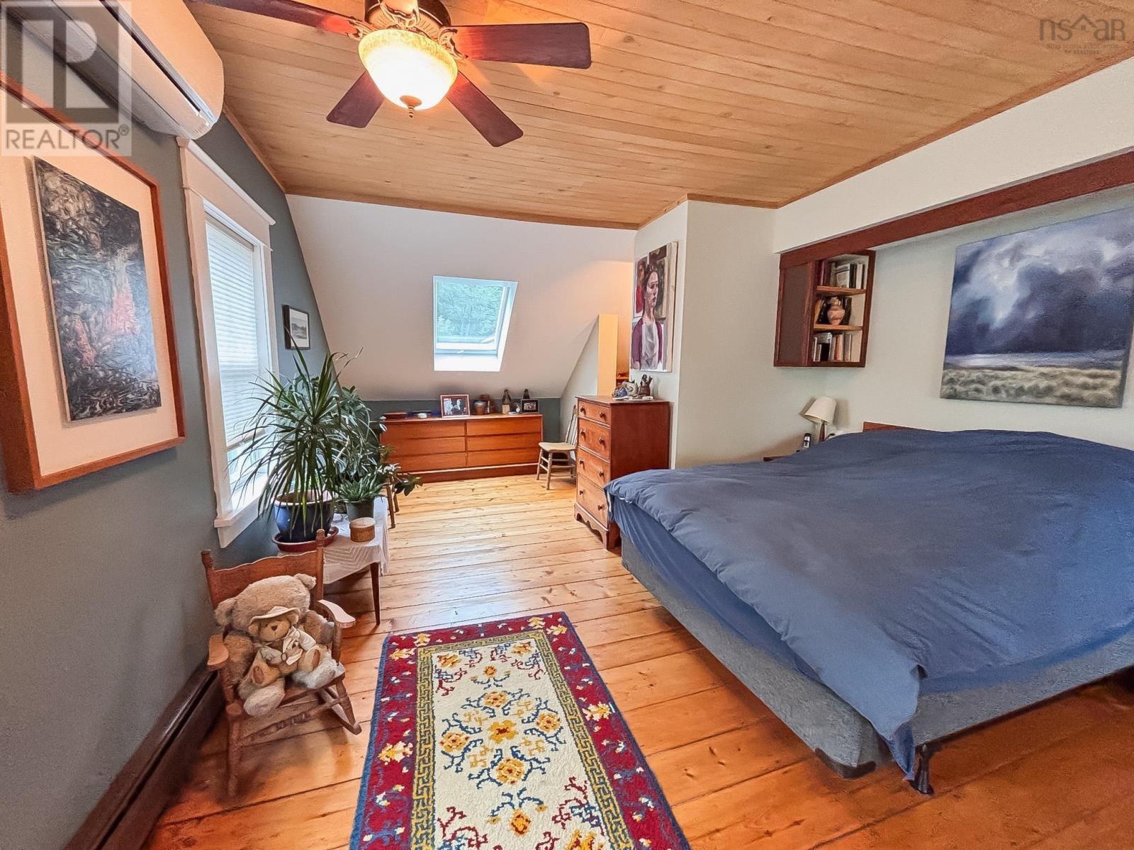 57 King Street, Bridgewater, Nova Scotia  B4V 1A1 - Photo 30 - 202522859