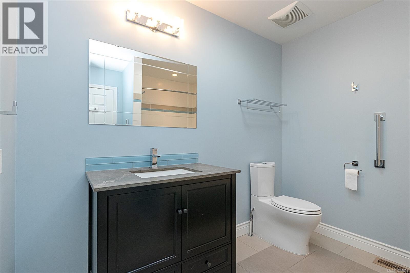 8619 Kingcome Cres, North Saanich, British Columbia  V8L 5C8 - Photo 24 - 1025624