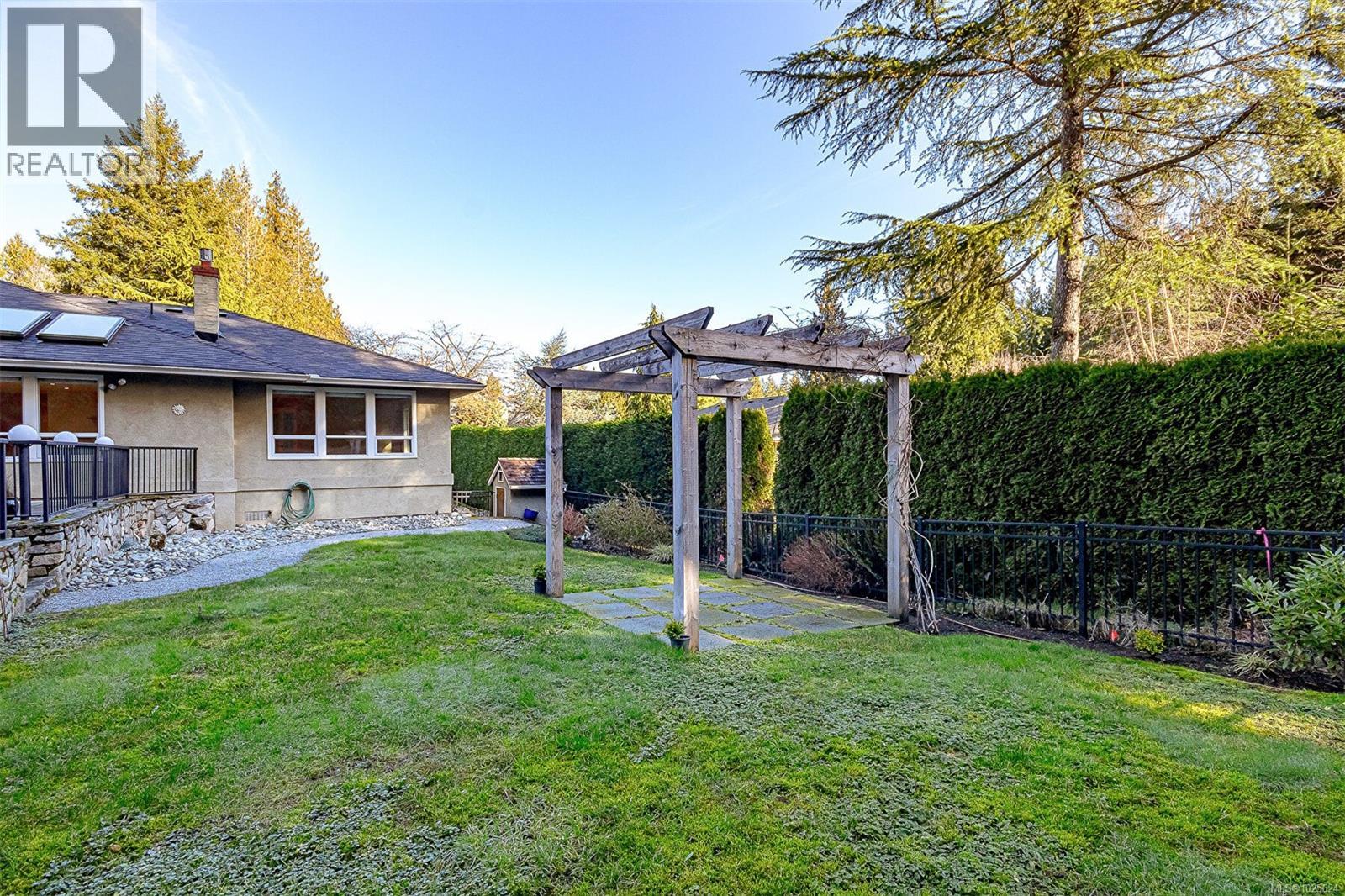 8619 Kingcome Cres, North Saanich, British Columbia  V8L 5C8 - Photo 32 - 1025624