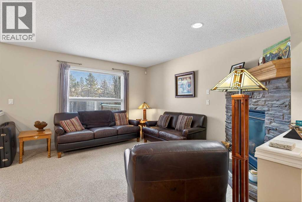 627 Auburn Bay Heights Se, Calgary, Alberta  T3M 1K9 - Photo 3 - A2284224